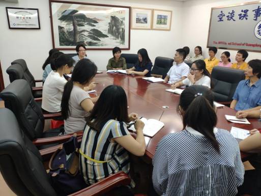级组会议图片.jpg