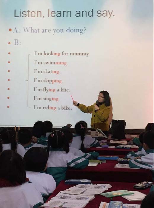 李林臻老师的“Little Tadpoles Looking for Mummy”课